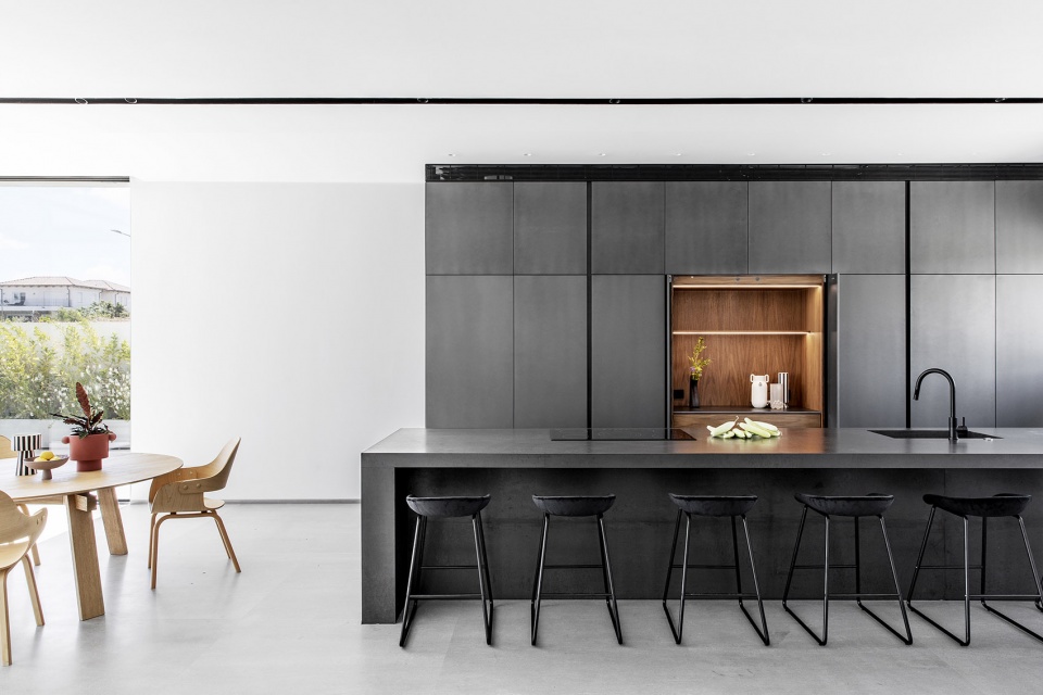 x6 two in one houses by raz melamed architect