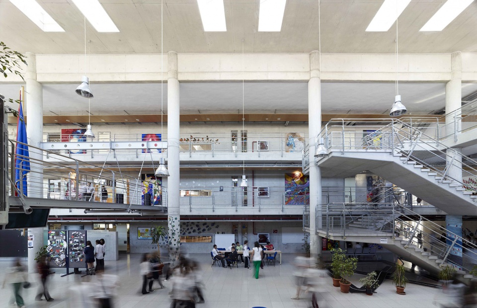 Ted Ankara College by Uygur Architects