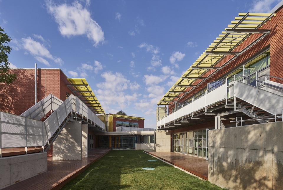 Ted Ankara College by Uygur Architects