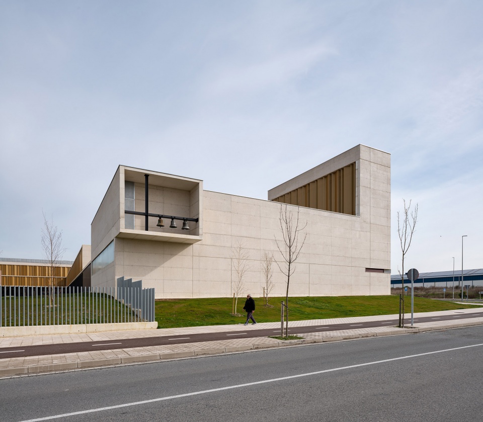 Polytechnical Institute Salesianos Pamplona Garmendia Cordero Arquitectos Tcga Arquitectos