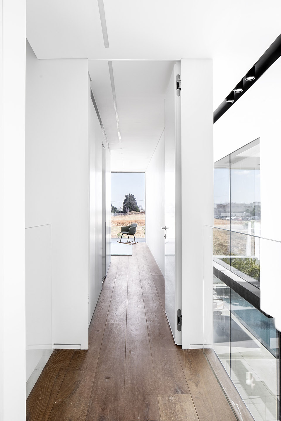 x6 two in one houses by raz melamed architect
