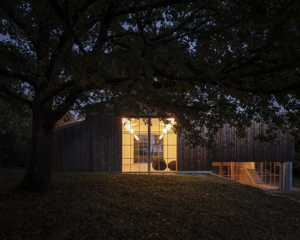 art barn by thomas randall page