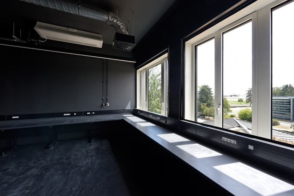 Campus CEA Paris Saclay Neuroscience Institute by Dietmar Feichtinger Architectes Celnikier Grabli Architectes