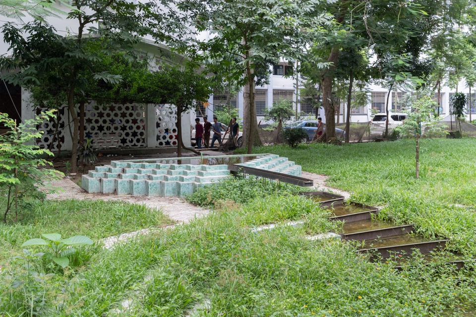 kola bhaban prangon landscape architecture at faculty of arts university of dhaka by sthanik consultants