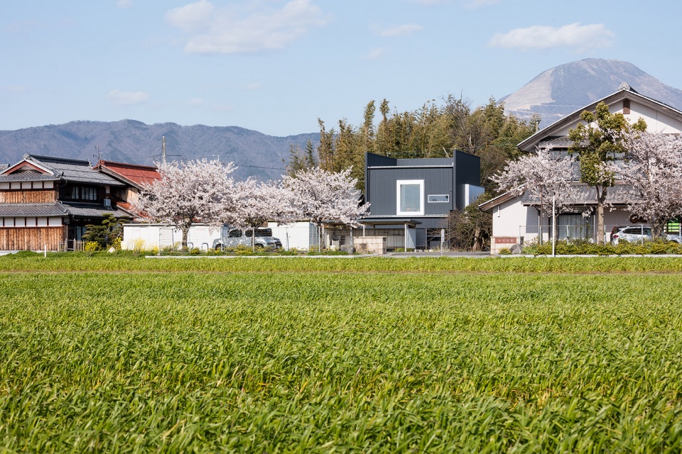FRAME HOUSE Form Kouichi Kimura Architects