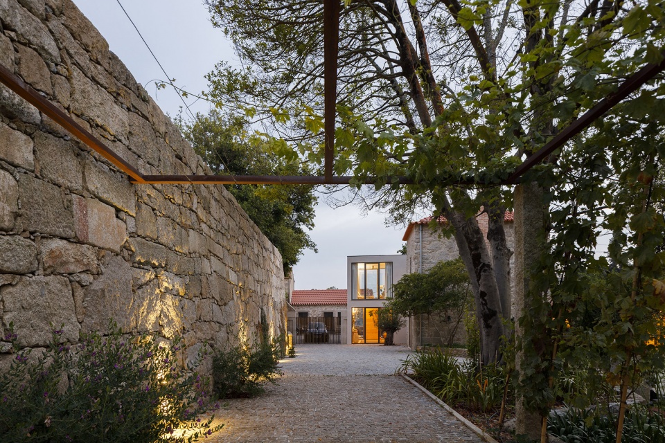 calcada house by ren ito arq