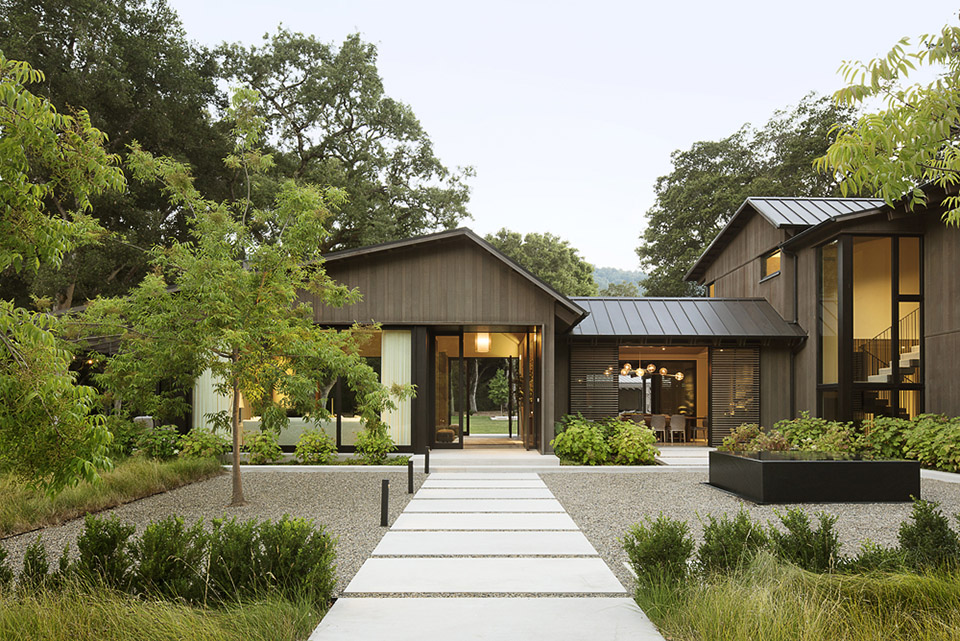 Oak Woodland Residence by Walker Warner Architects 谷德设计网