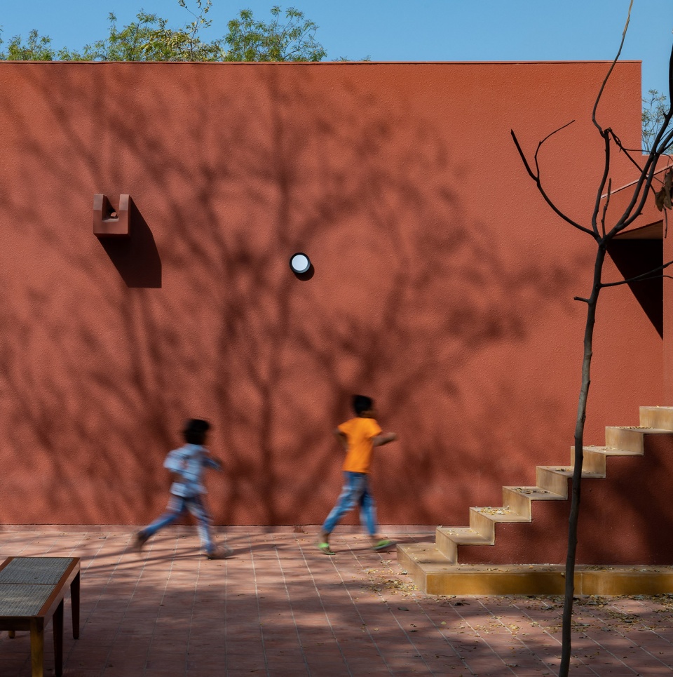 A home for the Guptas Raghuveer Kathpalia