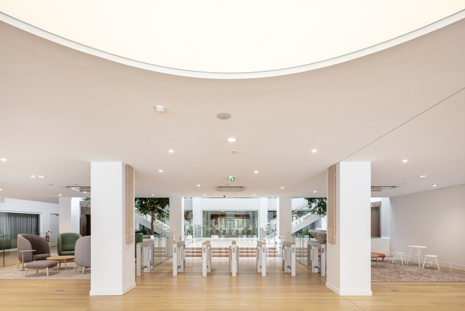 Paris Region Headquarters Ferrier Marchetti Studio