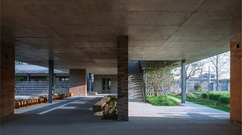 Party and Public Center of Qili Village SSDesign