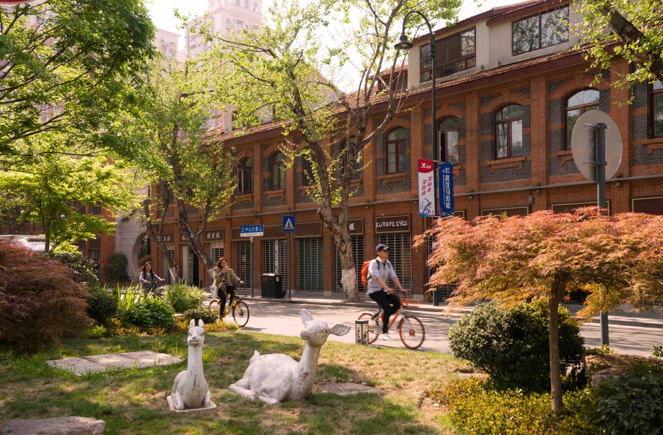 wuhan zhongshan avenue district renewal planning return of prosperity china by studio shangha