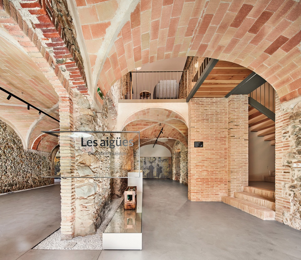 Aigues de Vilajuiga Luis Twose Two Bo