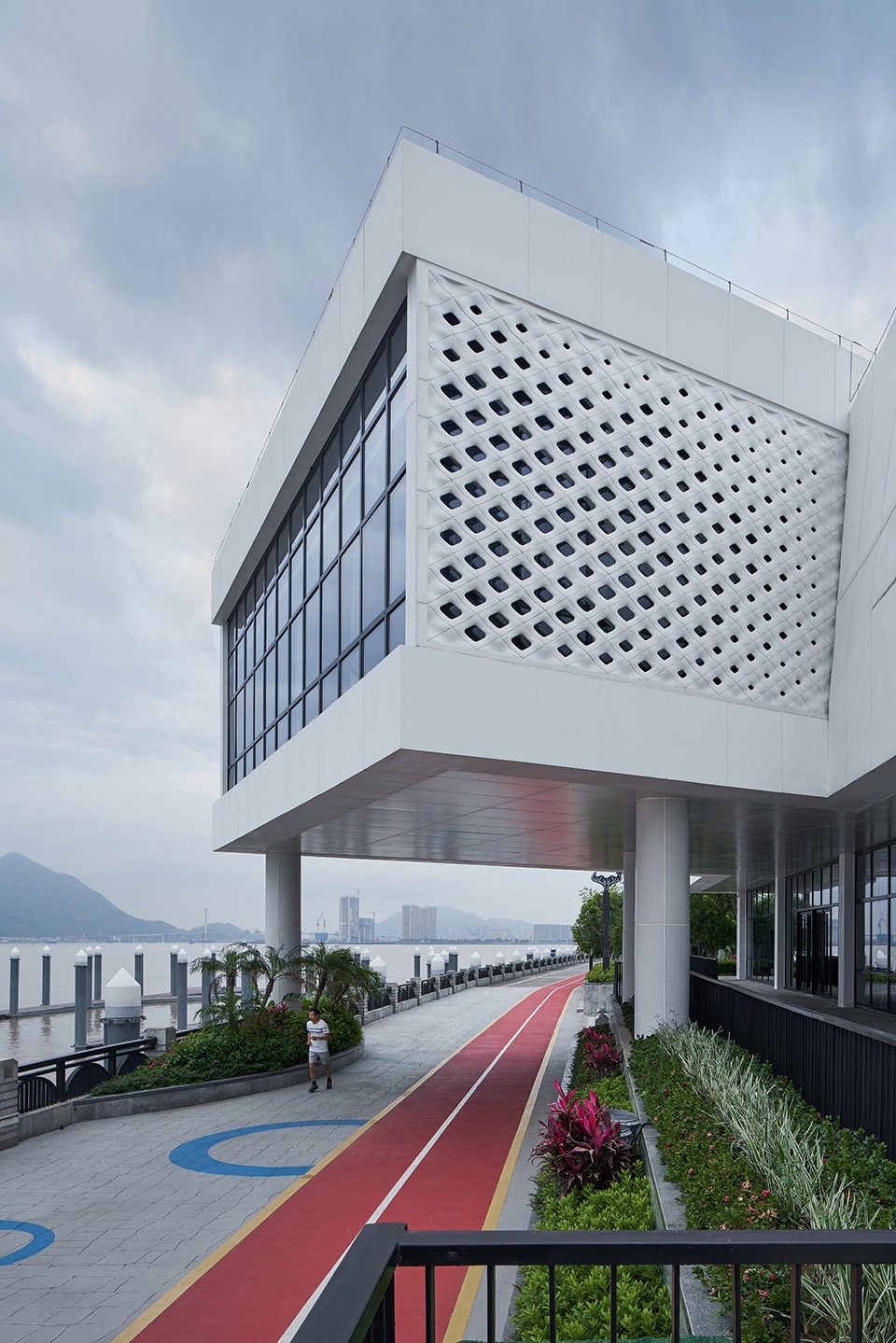 wenzhou 1 8km new bund ou river lighting wharf materplan by antistatics architecture