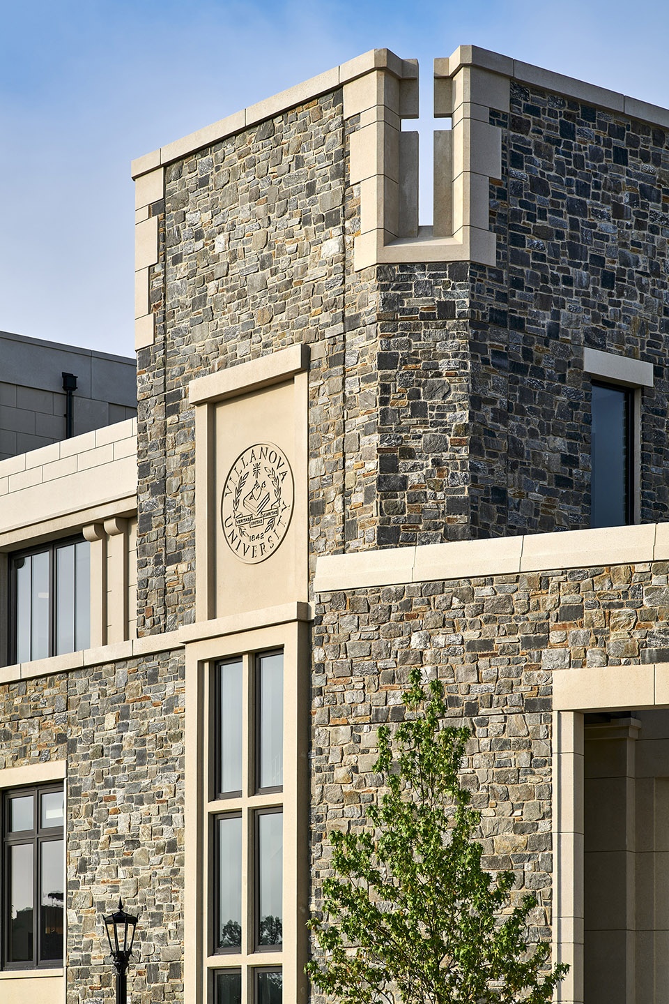 Joan and John Mullen Center for the Performing Arts VMA RAMSA