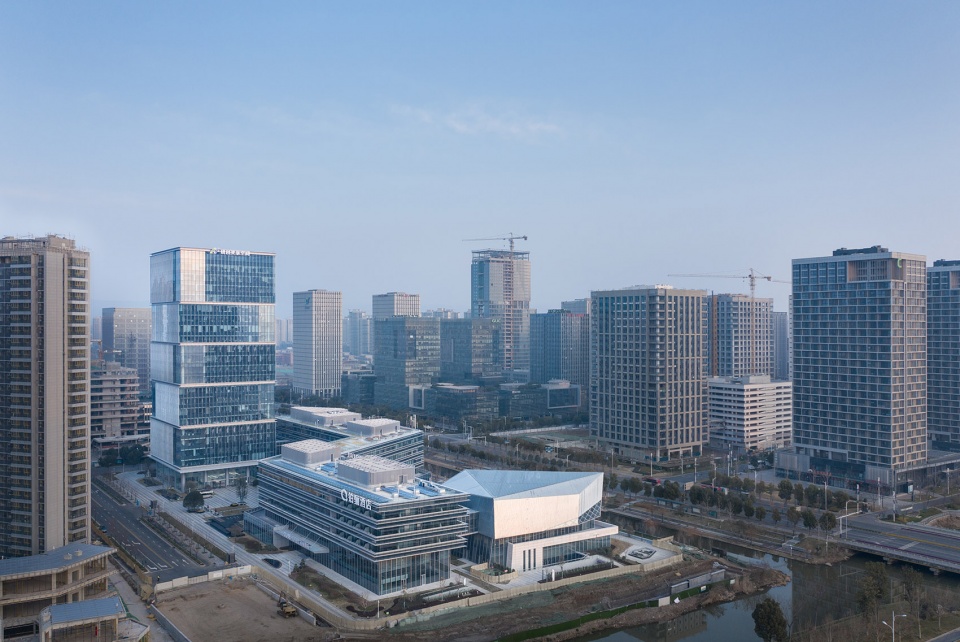 shared space project of nanjing jiangbei new area industrial technology research and innovation park china by city town architects