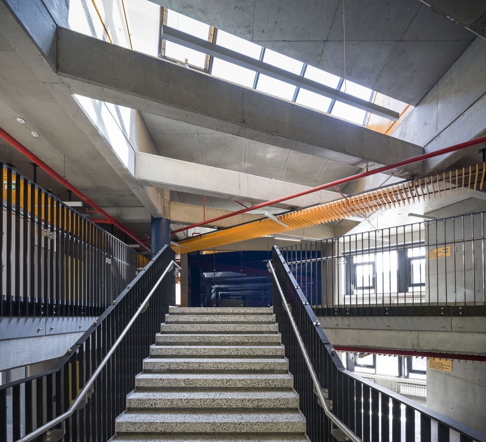oktal duran vocational and technical anatolian high school by uygur architects