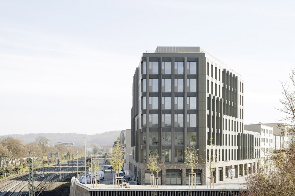the commercial tower westspitze by ar architekten