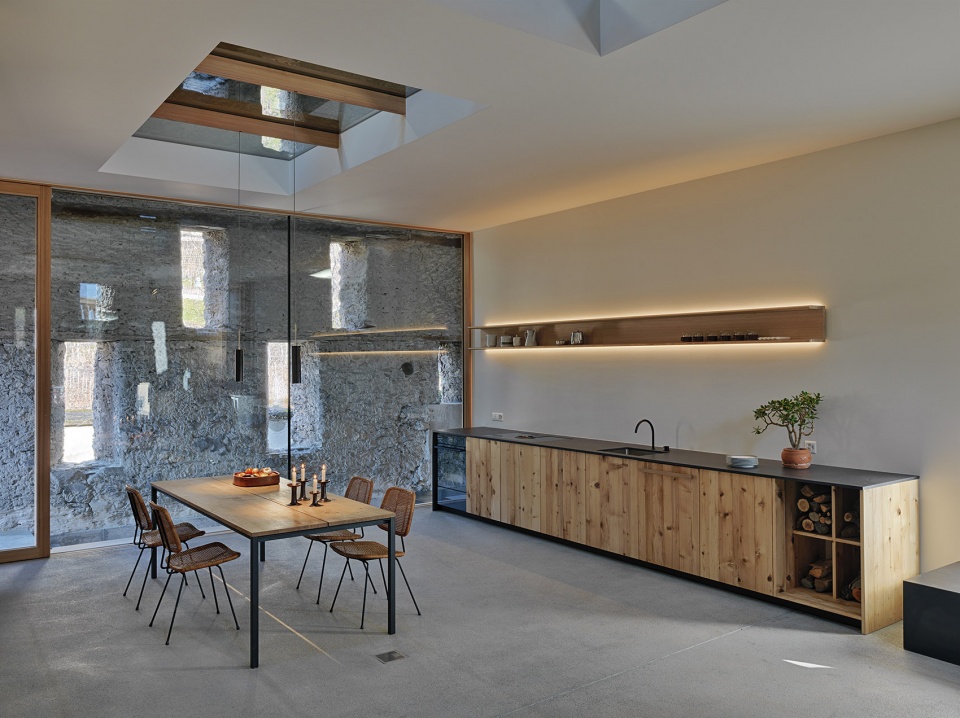 House CCB by Ralph Germann architectes