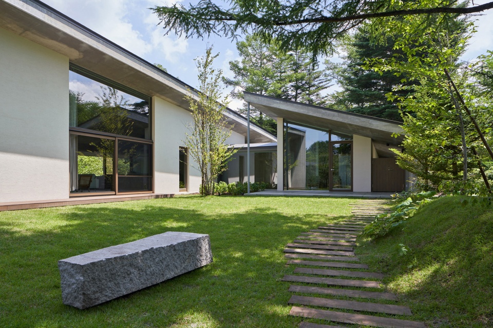 symbiotic house by r e a d architects 1