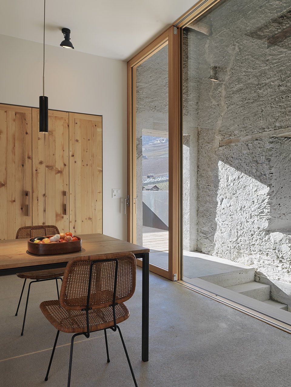 House CCB by Ralph Germann architectes