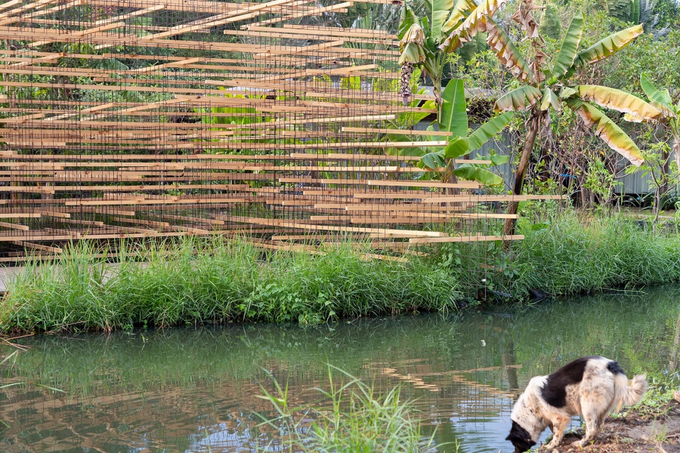 The Straw Pavilion by MIA Design Studio