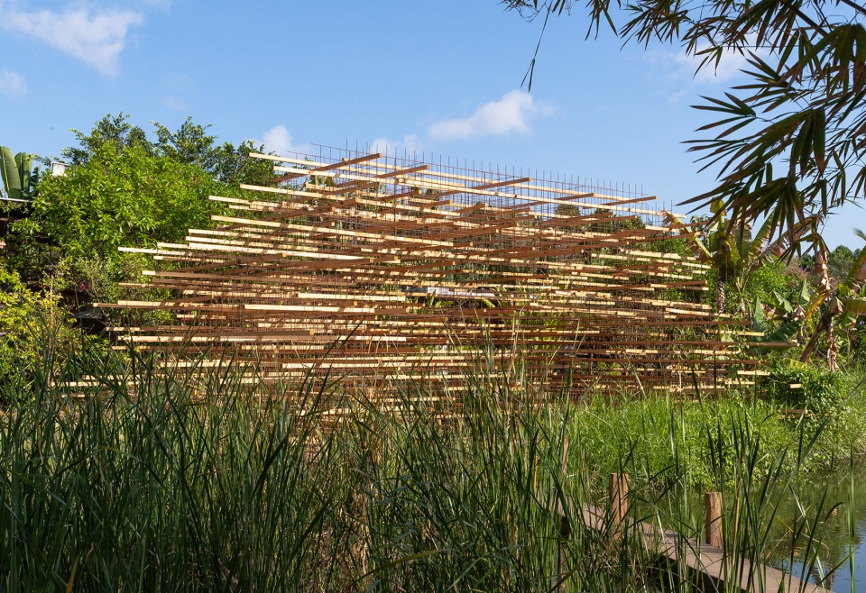 The Straw Pavilion by MIA Design Studio