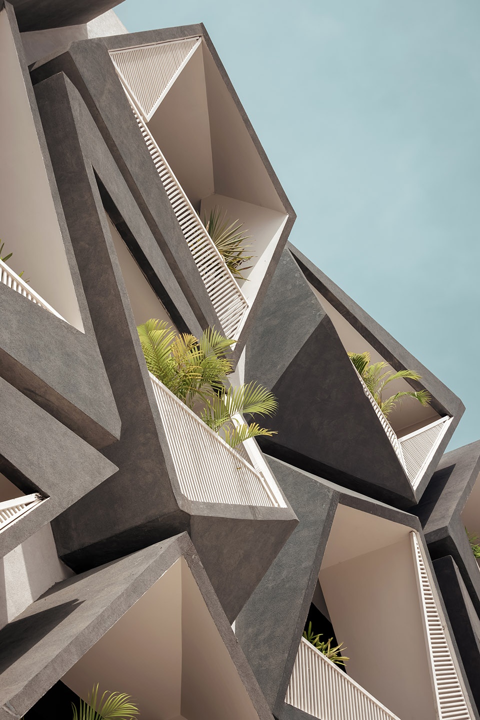 Never Never Cube by Studio Ardete