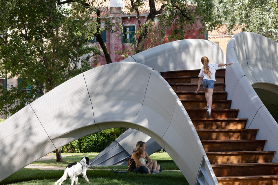 striatus by zaha hadid architects