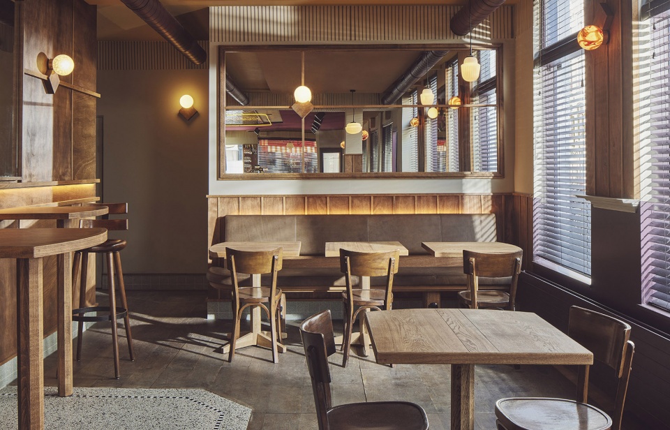 Arie街角酒吧，阿姆斯特丹 / Studio Modijefsky