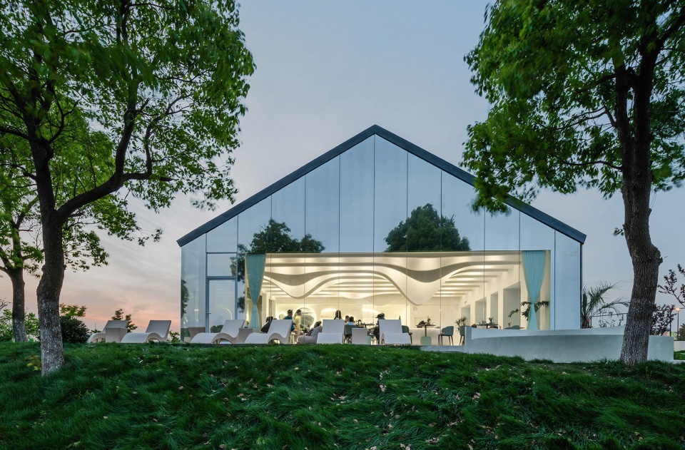 Suzhou Bay Sports Park supporting building LIM Cafe Parallect Design