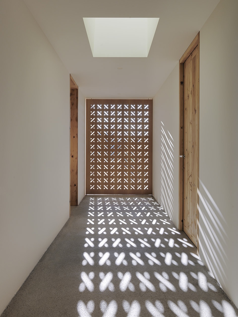 House CCB by Ralph Germann architectes