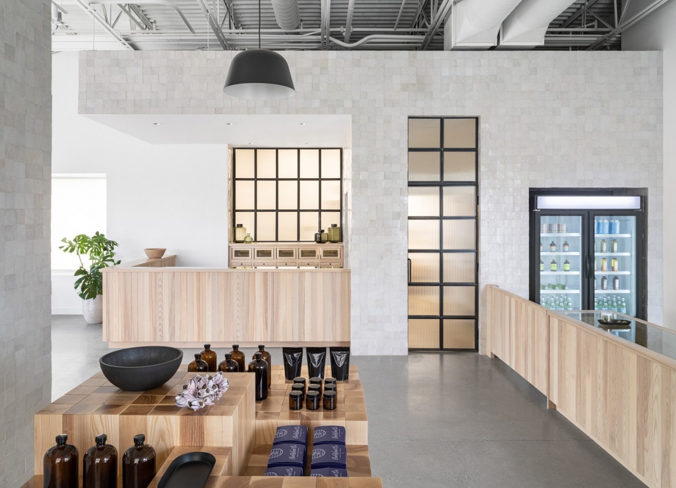 SeaWeed showroom by MAAM