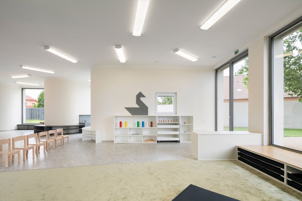 Montessori Kindergarten by No Architects
