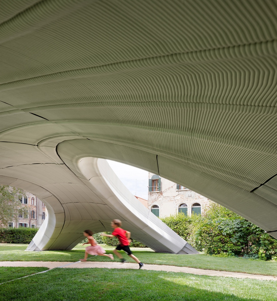 striatus by zaha hadid architects