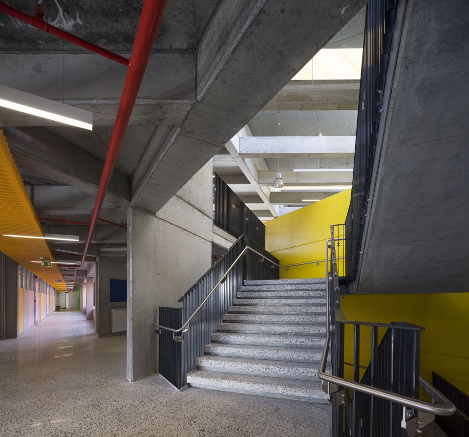 oktal duran vocational and technical anatolian high school by uygur architects