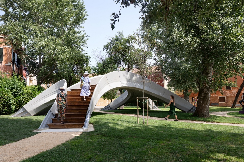 striatus by zaha hadid architects