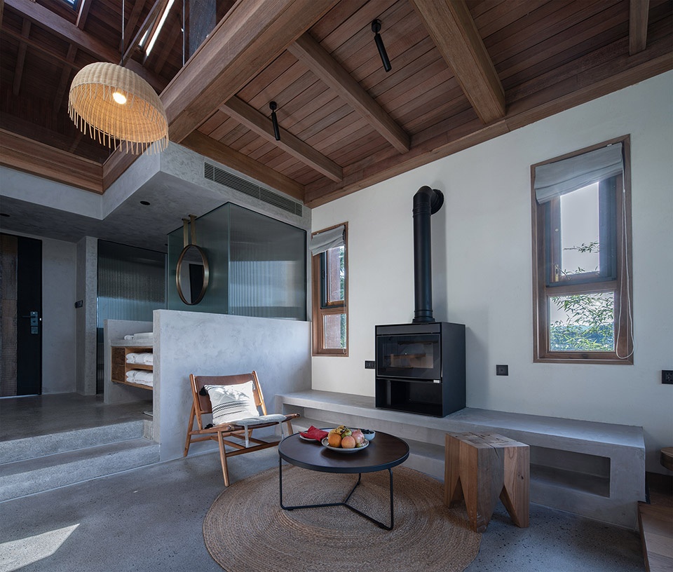 woodsy whispers residence in maer shan village china by shulin architectural design