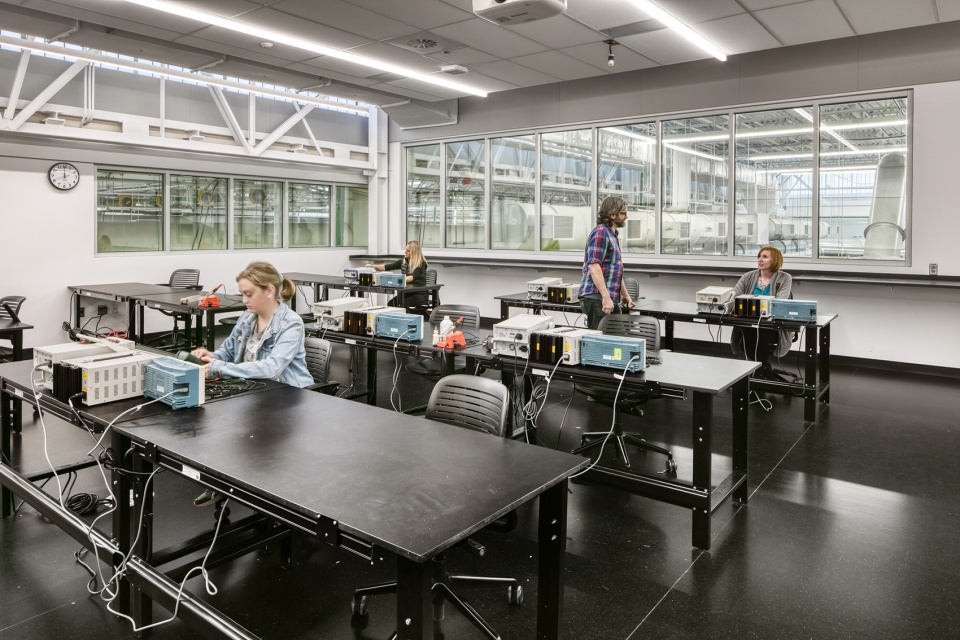 westpointe workforce training and education center by srg partnership