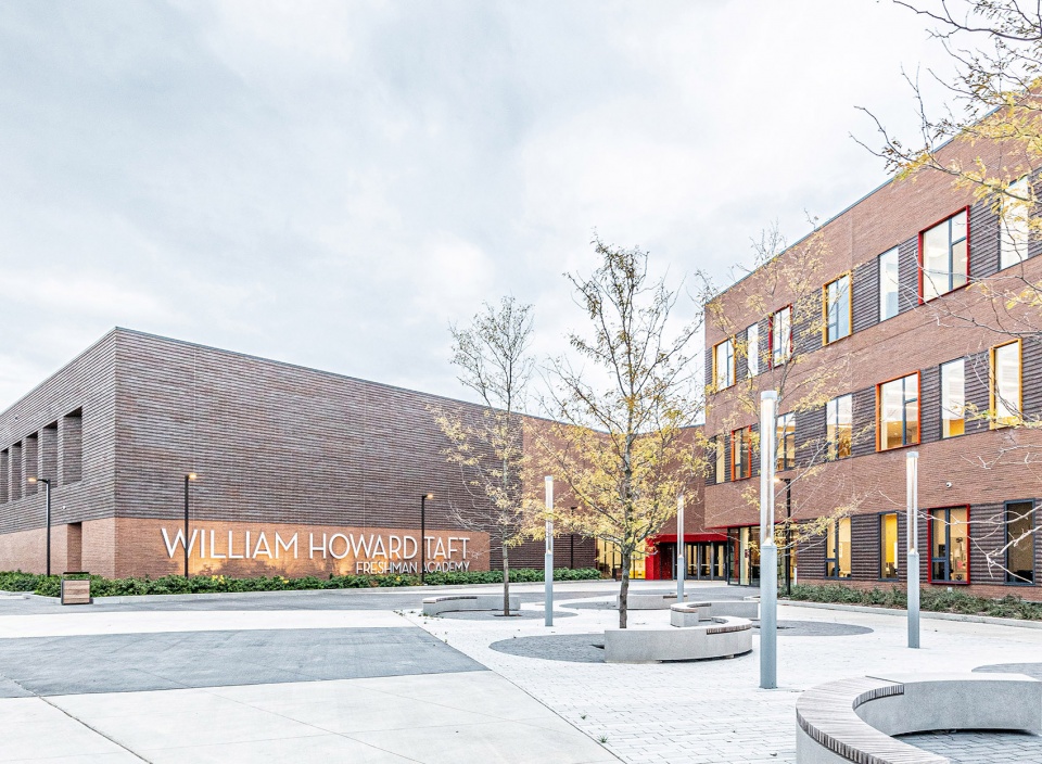 TAFT FRESHMAN ACADEMY by STL architects 1