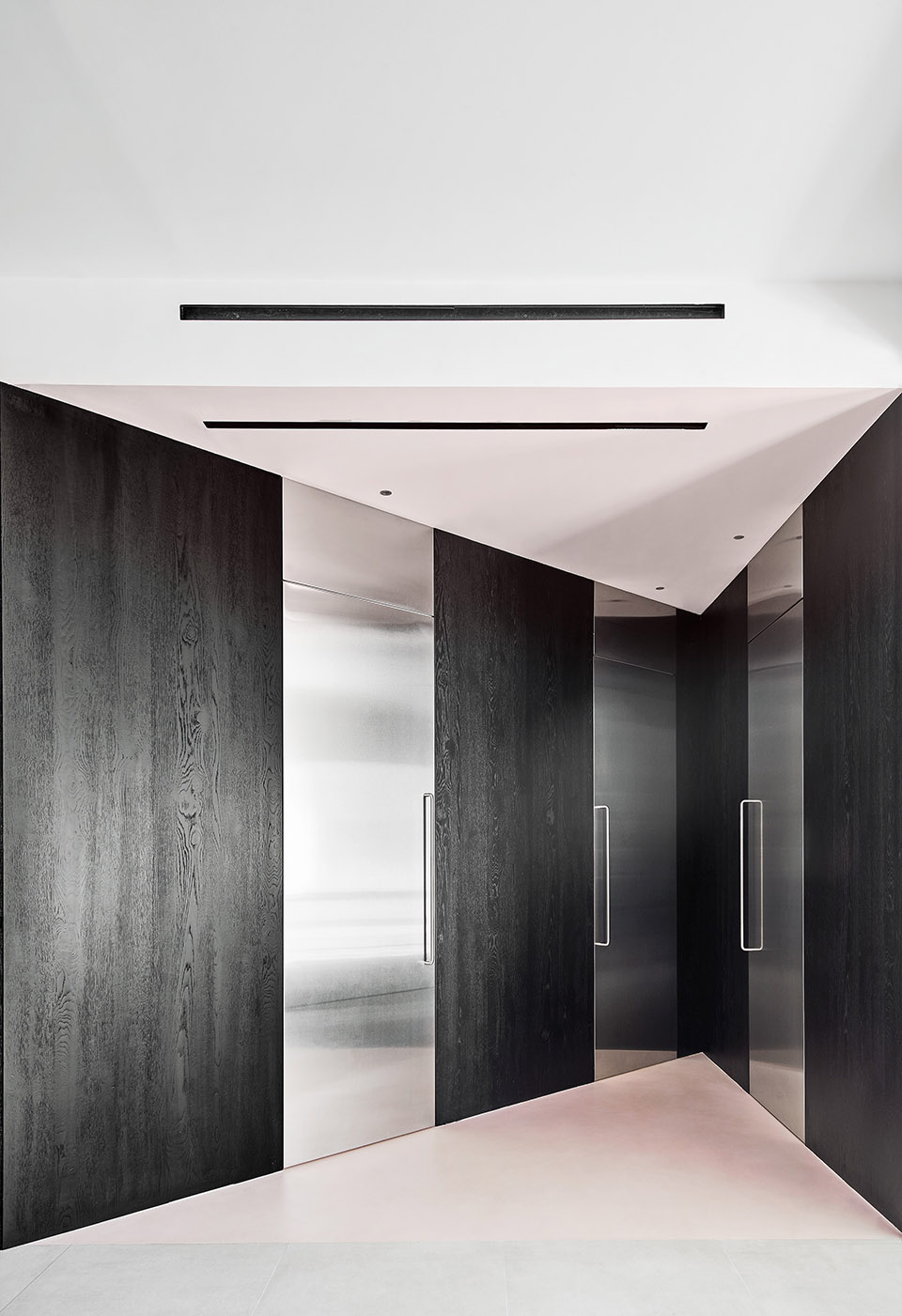 Residence 0110 by Raul Sanchez Architects