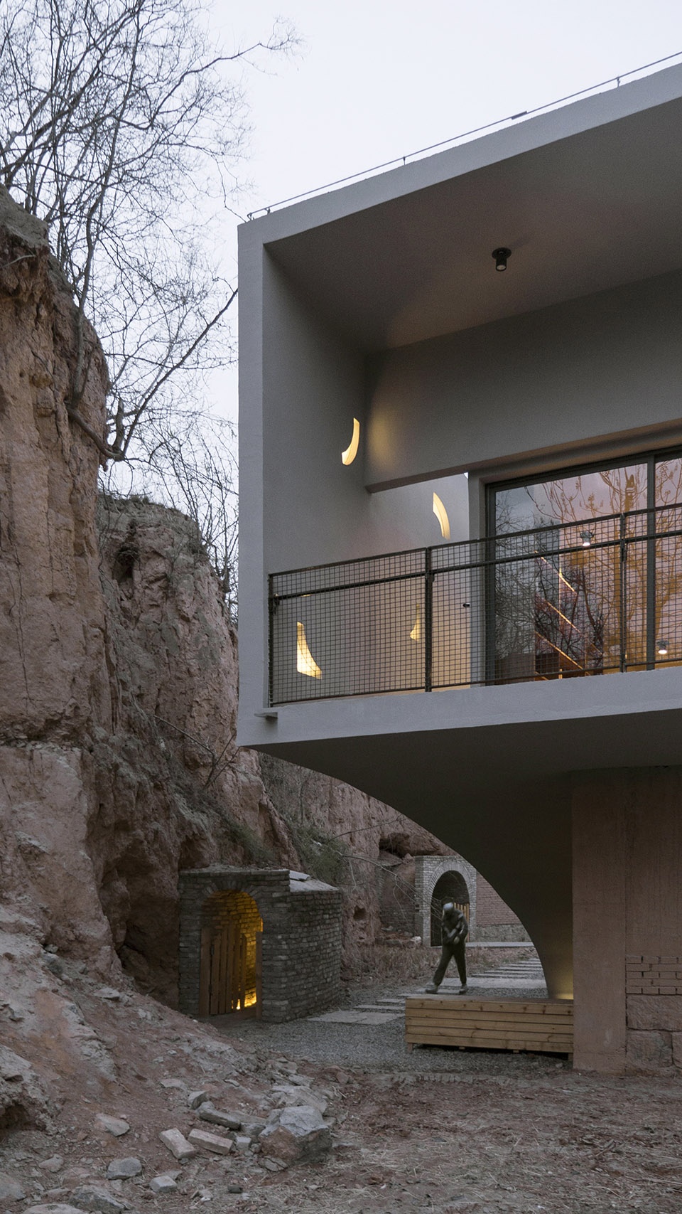 Library in Ruins ATELIER XI