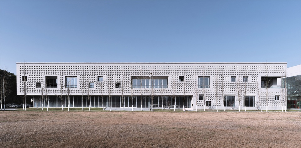 Aurotek Technological Phase 2 Factory Peng Architects