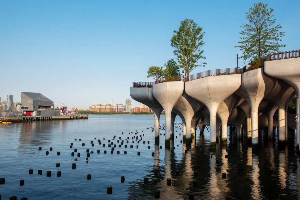 little island by heatherwick studio