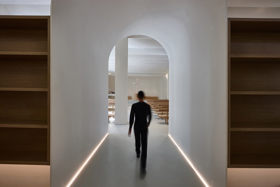 MA AN Christian Church Zaomei Interior Design