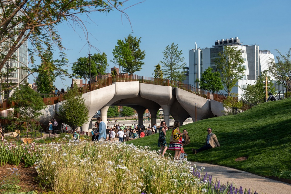 little island by heatherwick studio