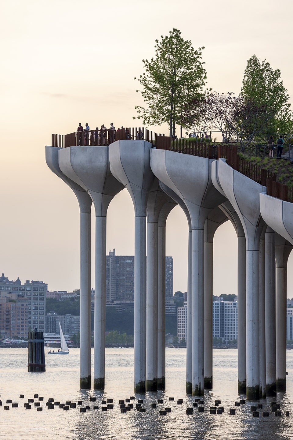 little island by heatherwick studio