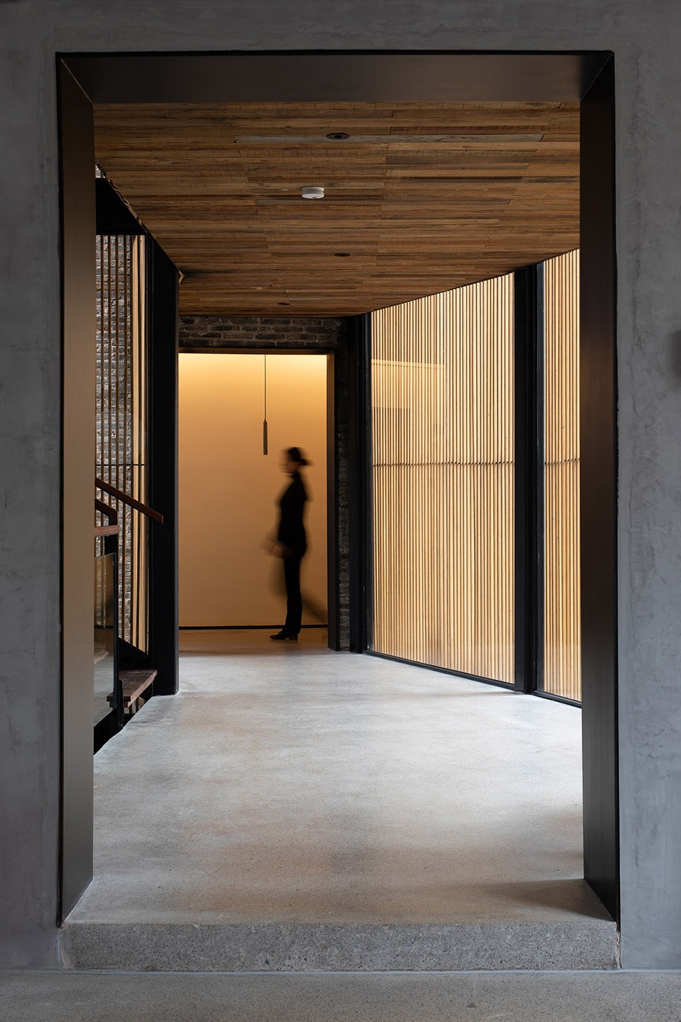 woodsy whispers residence in maer shan village china by shulin architectural design