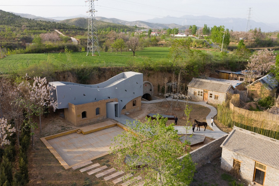 Library in Ruins ATELIER XI