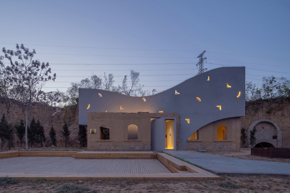 Library in Ruins ATELIER XI