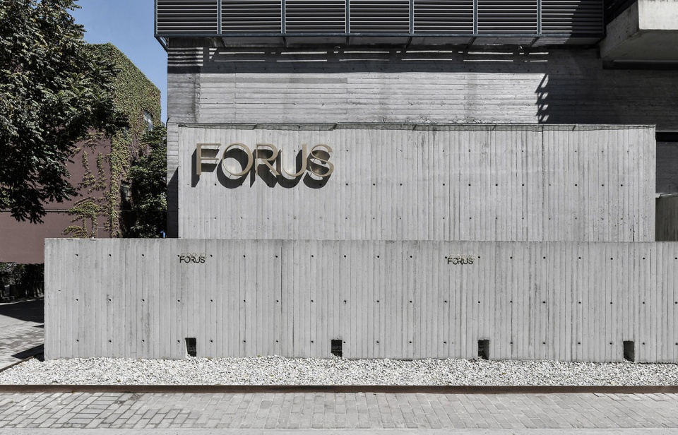 FORUS婚纱店，福州 / 东形西见